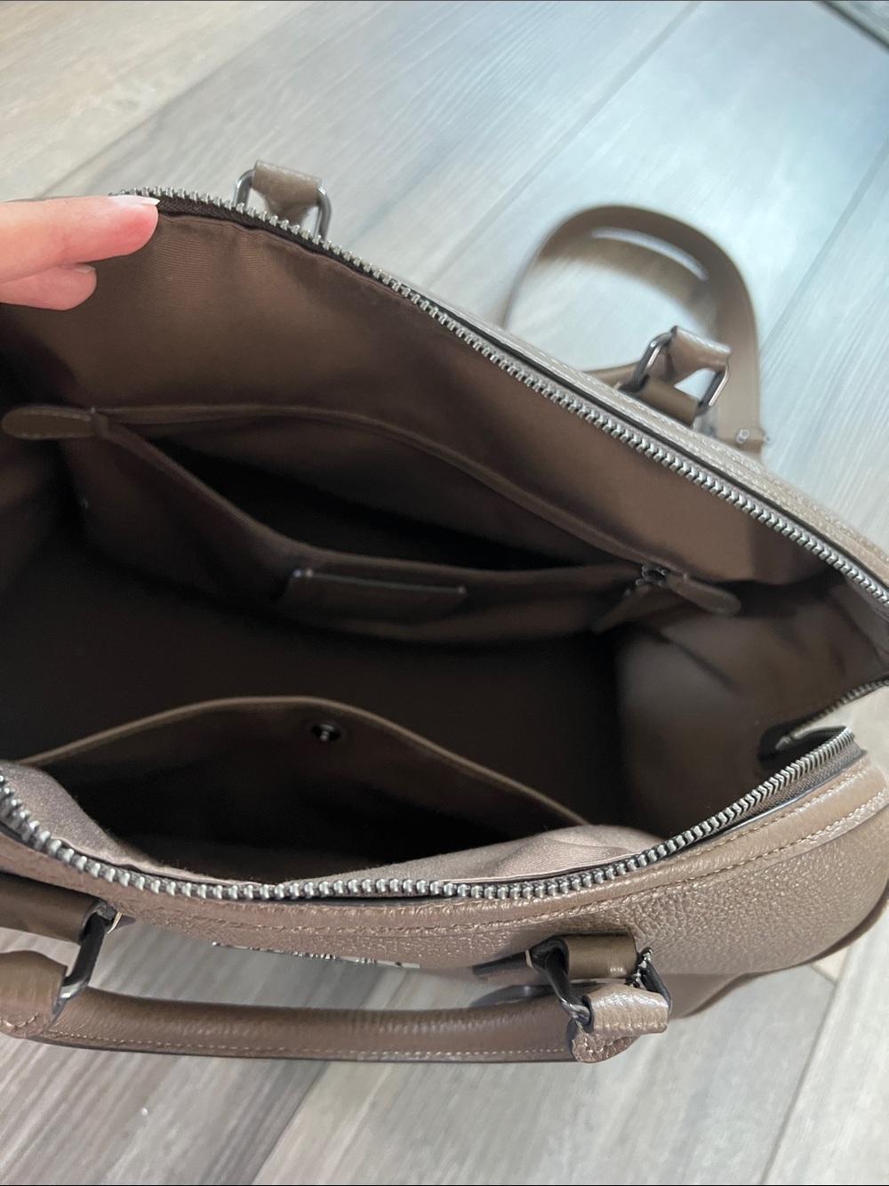 Coach Brown Leather Crossbody Bag - Picture 3 of 5